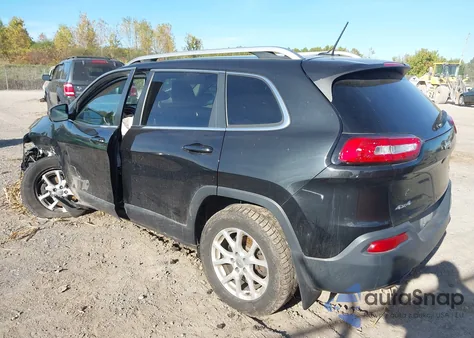 2015 Jeep Cherokee Latitude z USA, uszkodzony, nr VIN 1C4PJMCB9FW751944